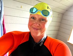 AnneSwim3