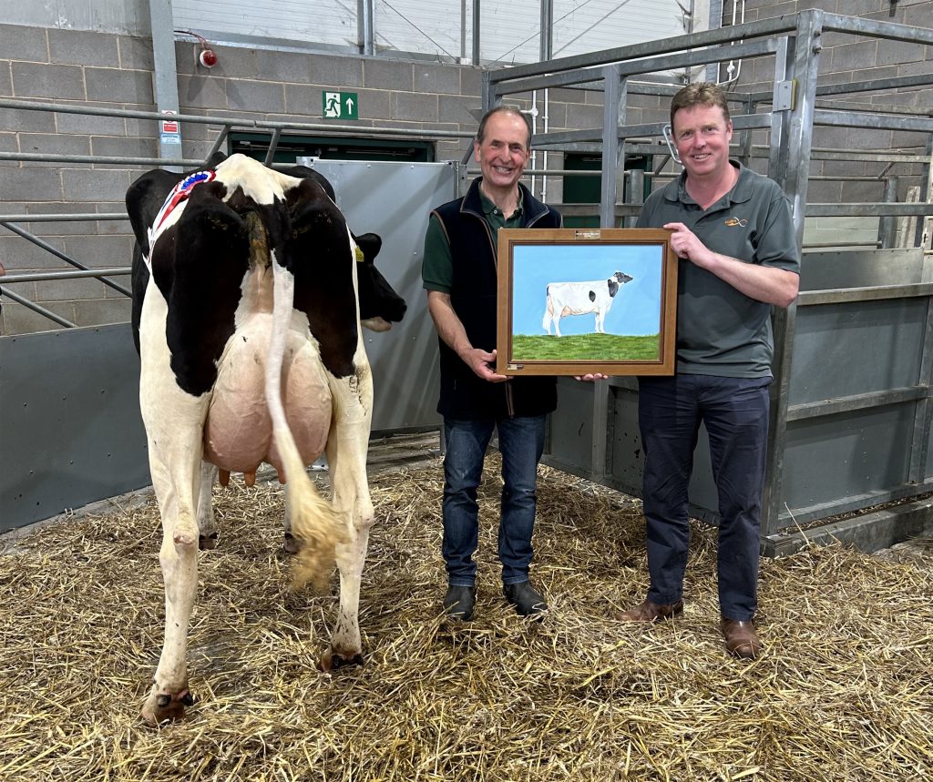 Philip Wynn - August show champion copy